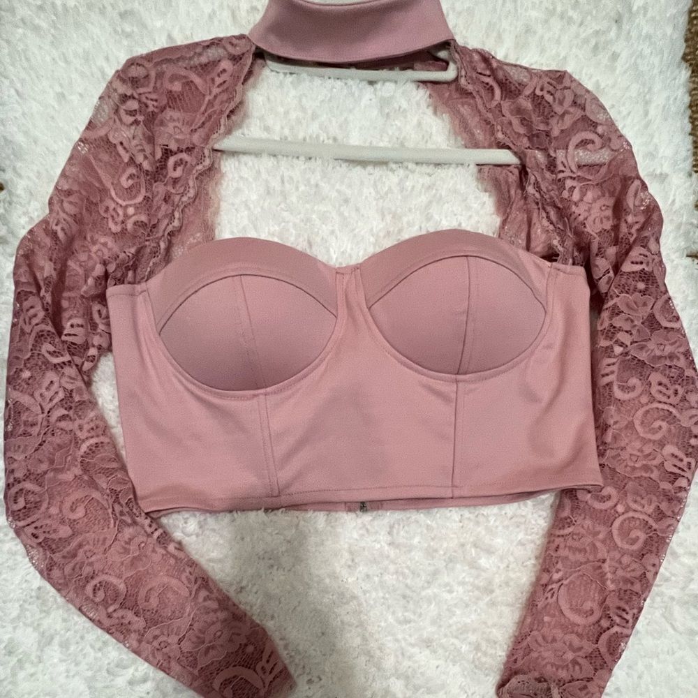 Fashion nova the simple things lace crop top in pink size large - Picture 4 of 10